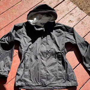 Helly Hansen Youth Medium Black Raincoat